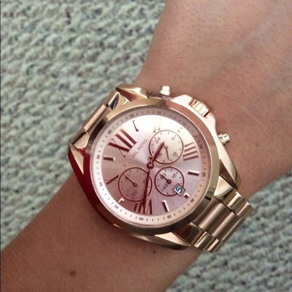 Host pick❣️Brand new rose gold Michael Kors watch